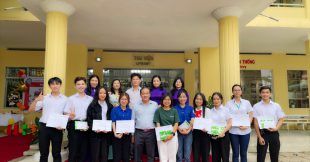 Tổng kết, trao giải cuộc thi “Sách bên bạn và HITU”
