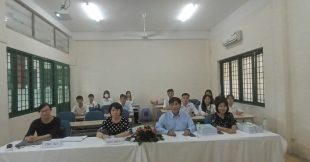 Bảo vệ khóa luận tốt nghiệp K43 ngành QTKD Tổng hợp